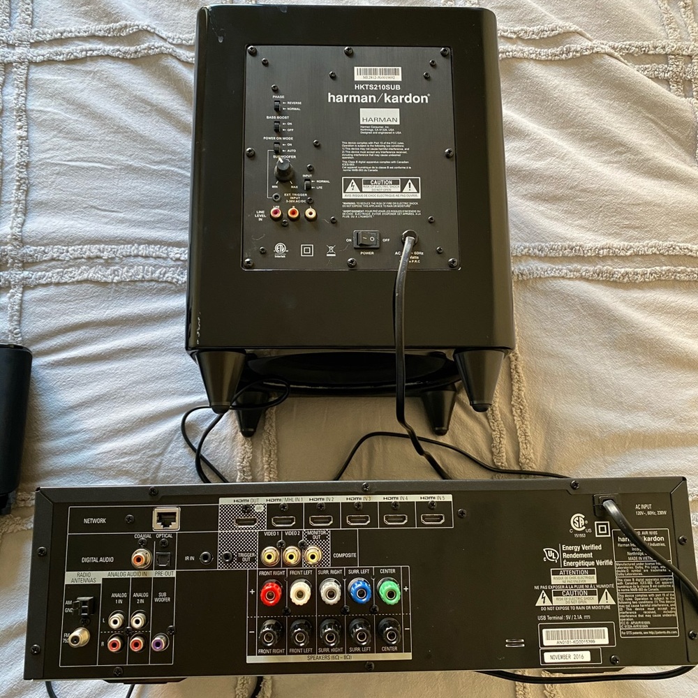 Audio Sound System Harman Kardon. Bought 1 year ag